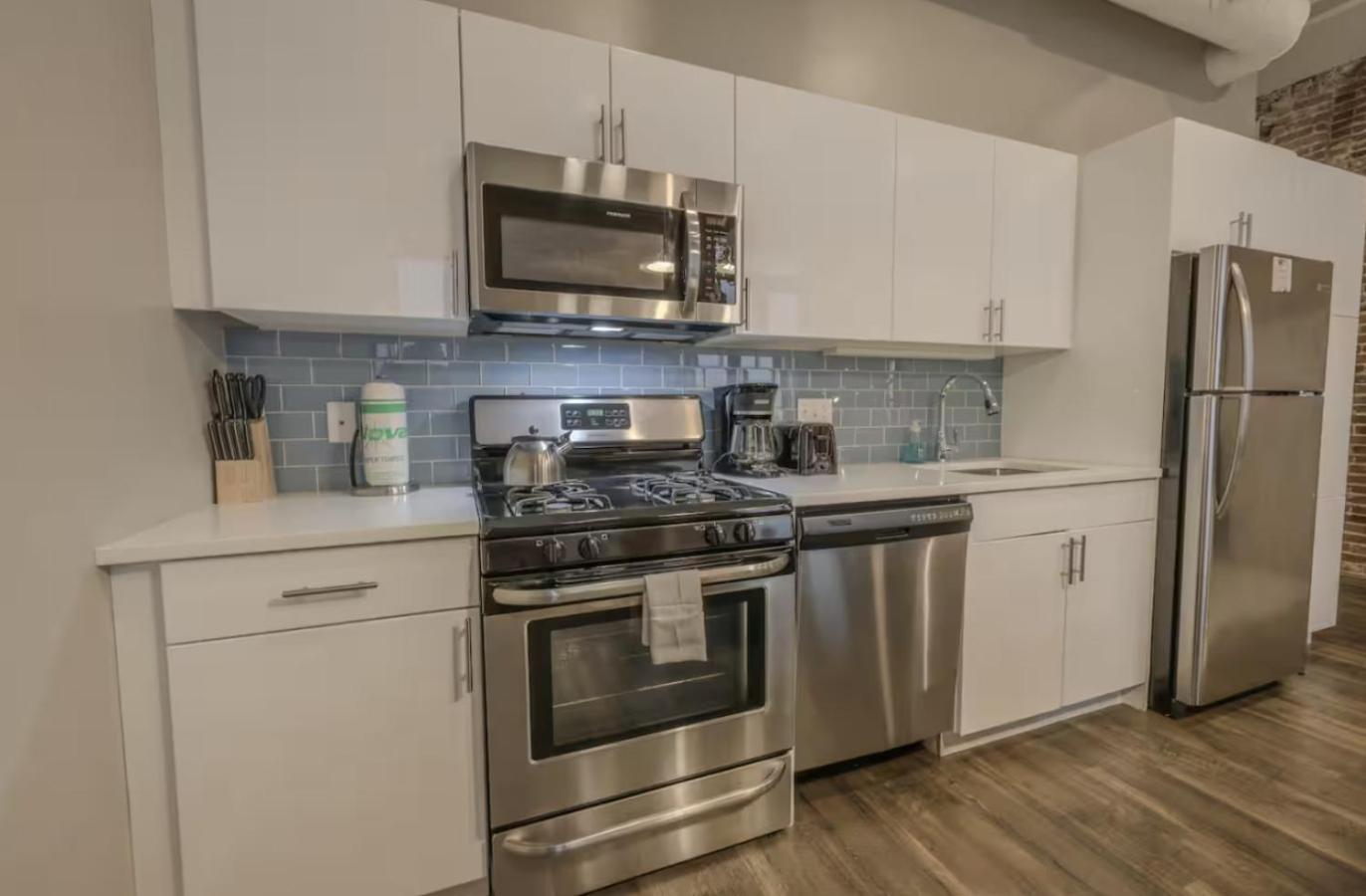 Downtown Designer Keyless Washer And Dryer